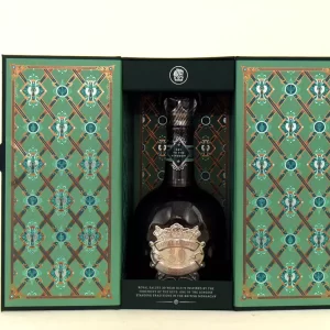 Royal Salute 30 Años Key to the Kingdom